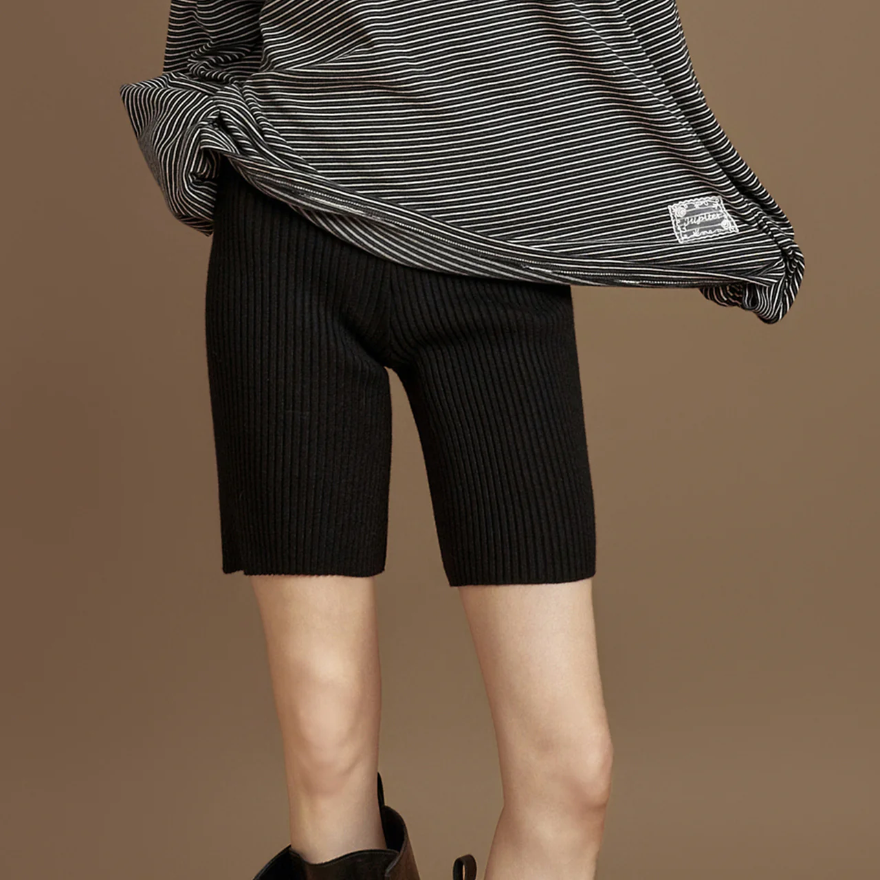 P3649 Knit Leggings - Image 2