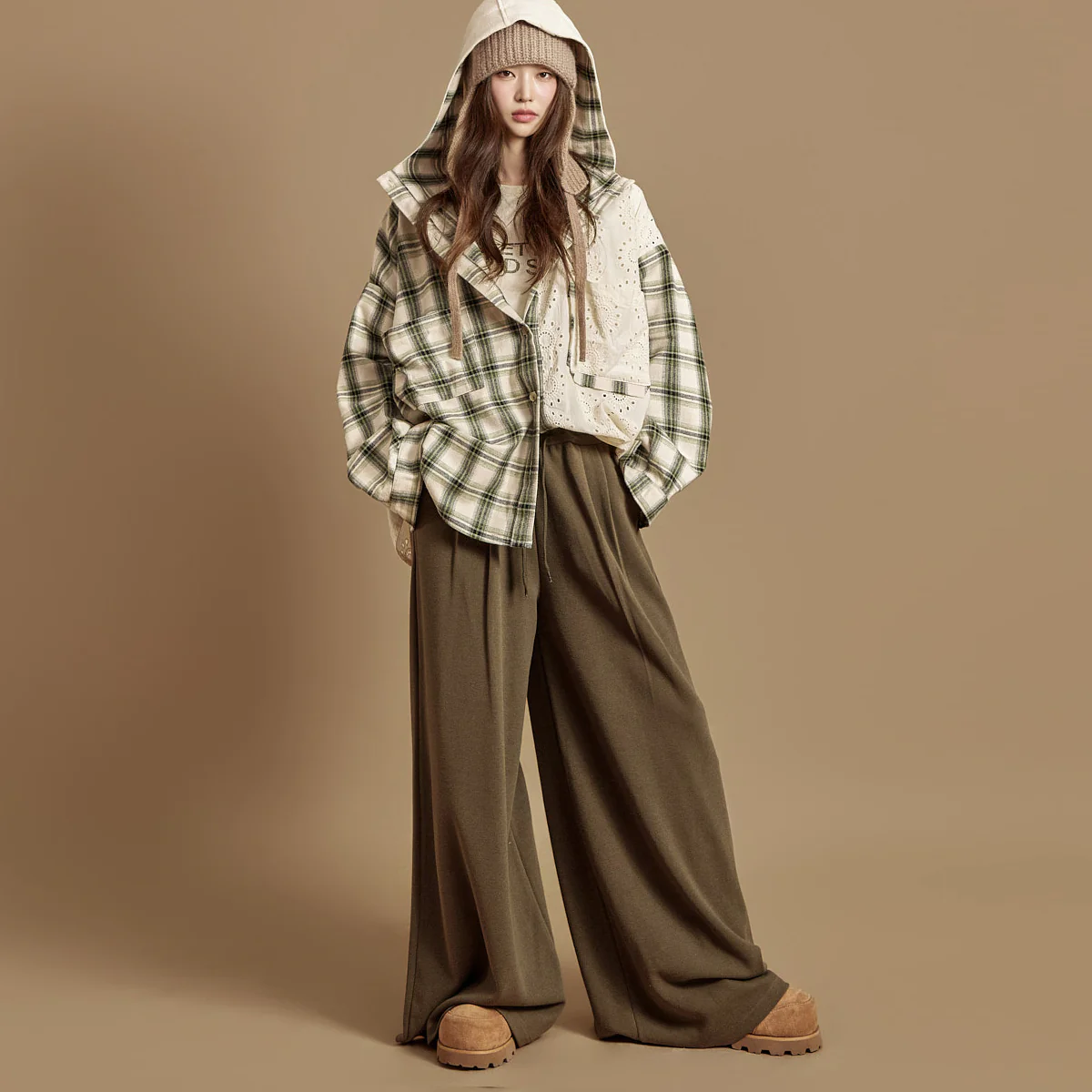 P3673 Sweat Pants - Image 2