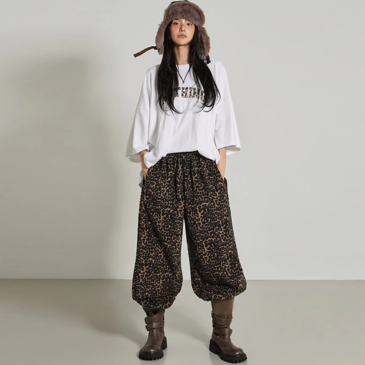 P3688 Leopard Pants - Image 2