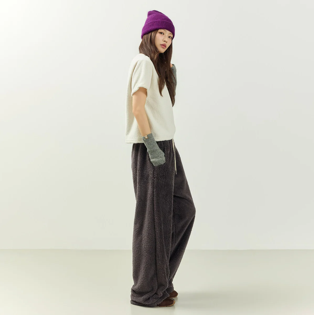 P3705 Boucle Sweat Pants - Image 2