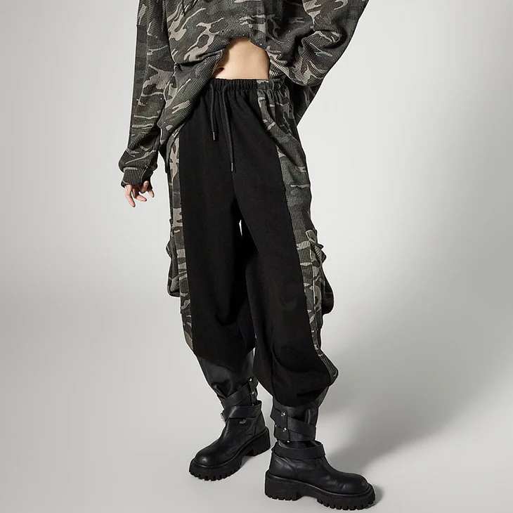 P3753 Camouflage Contrast Sweat Pants - Image 2