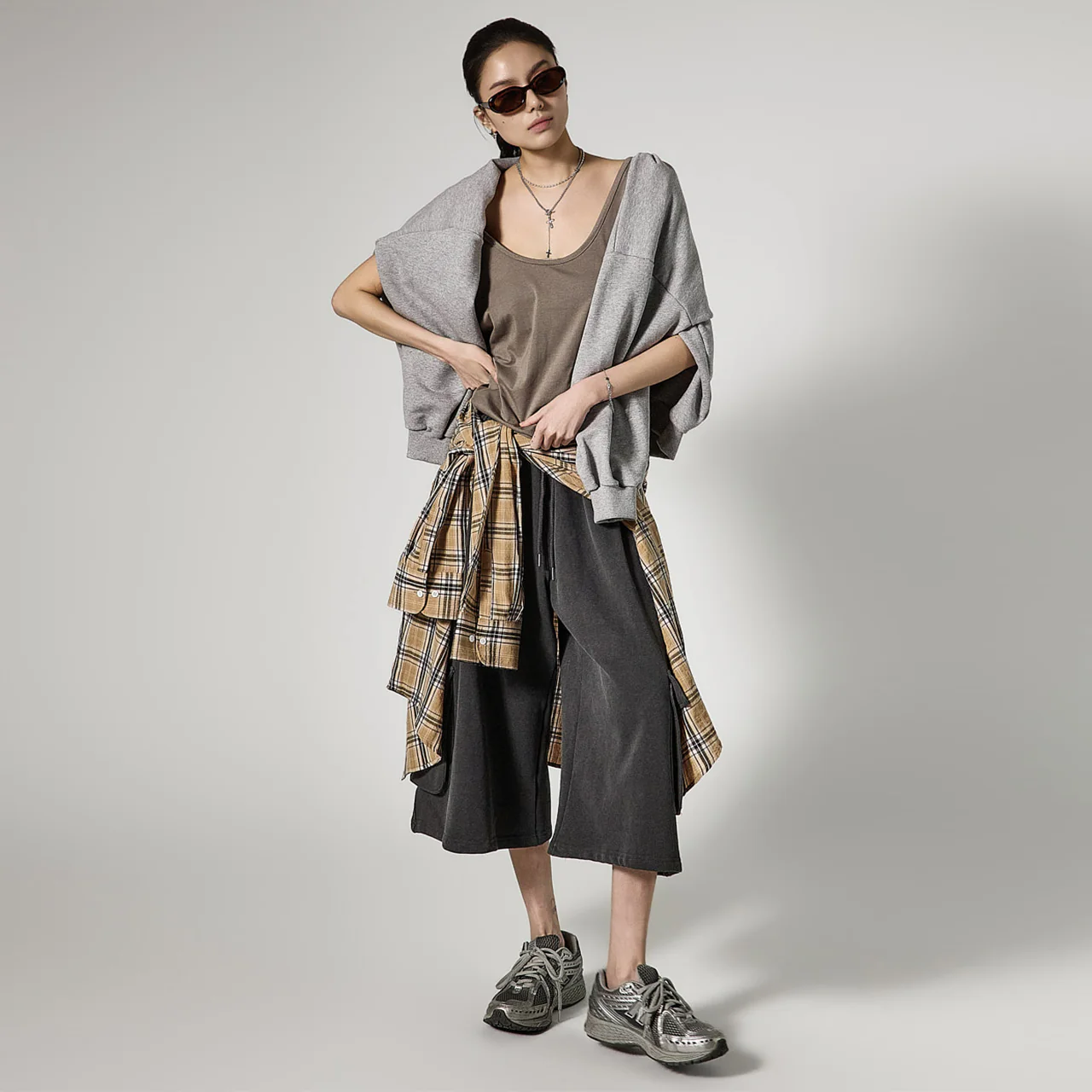 P3755 Sweat Pants - Image 2