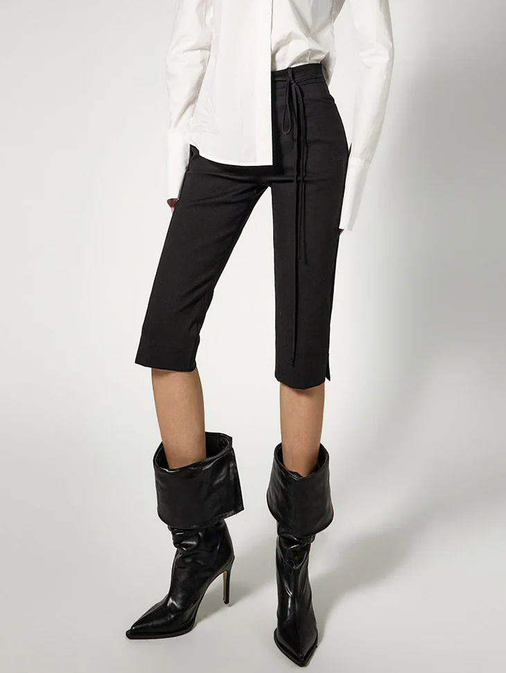 P3769 Strap Capri Pants