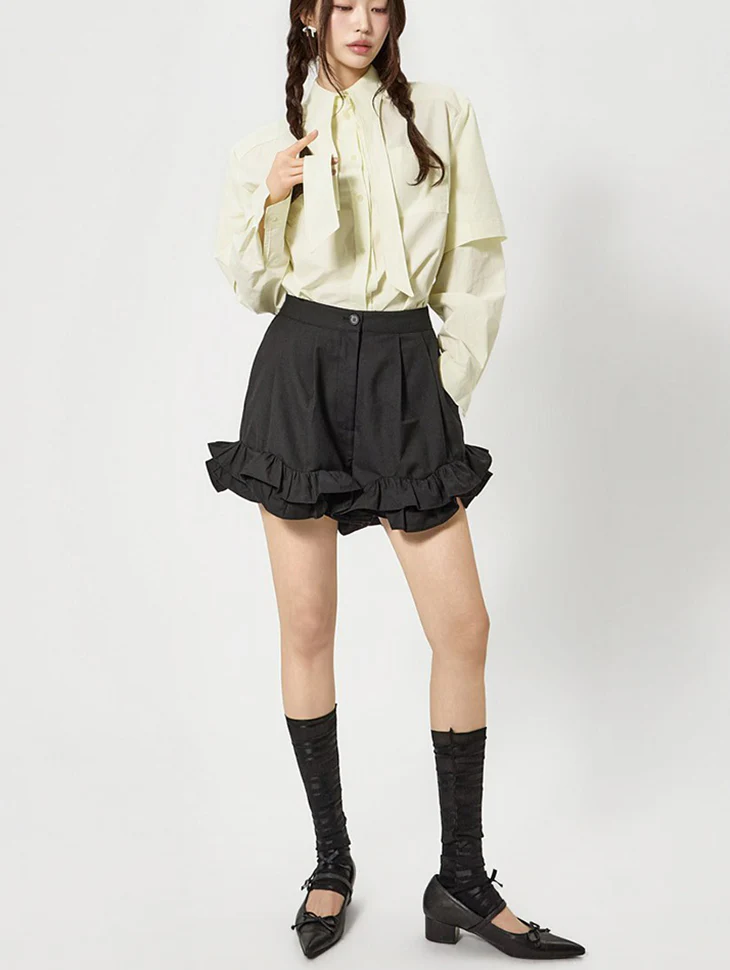 P3777 Pintuck Frill Shorts