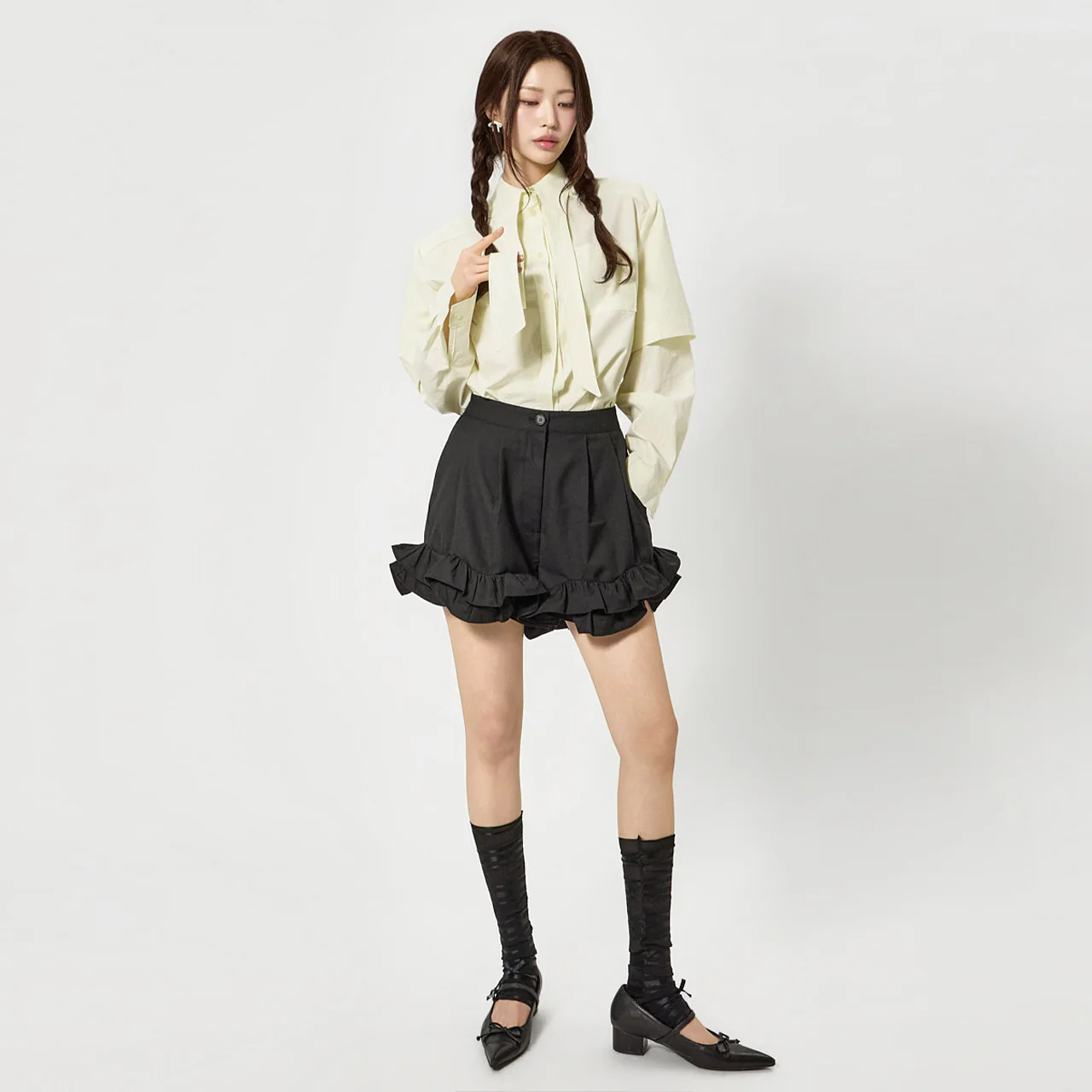 P3777 Pintuck Frill Shorts - Image 2