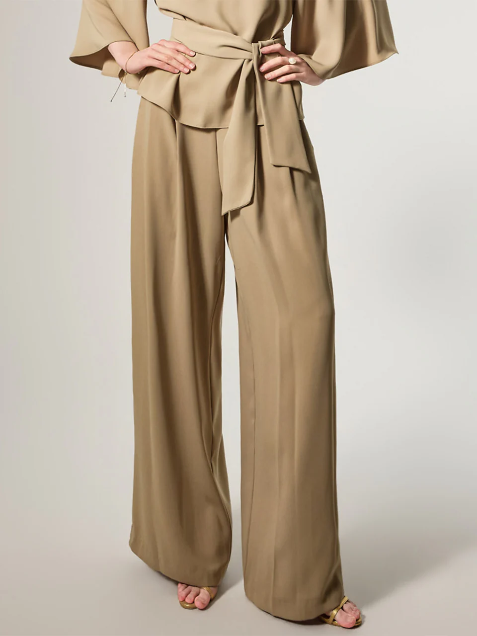 P3785 Wide Slacks