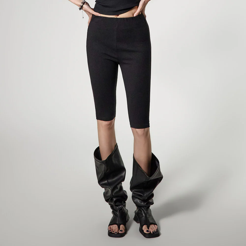 P3811 Comfort Knee-length Shorts - Image 2