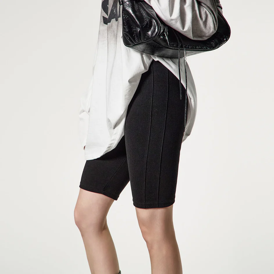 P3814 Pintuck Biker Shorts - Image 2