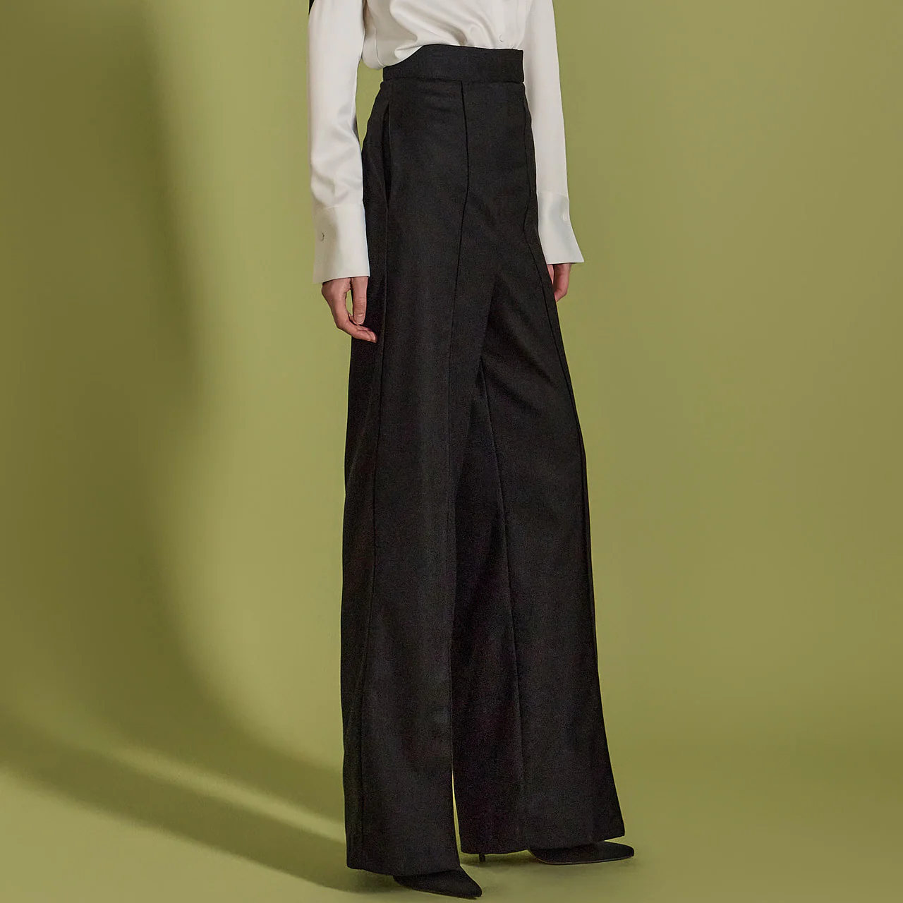P9160 Pin tuck Wide Slacks - Image 2