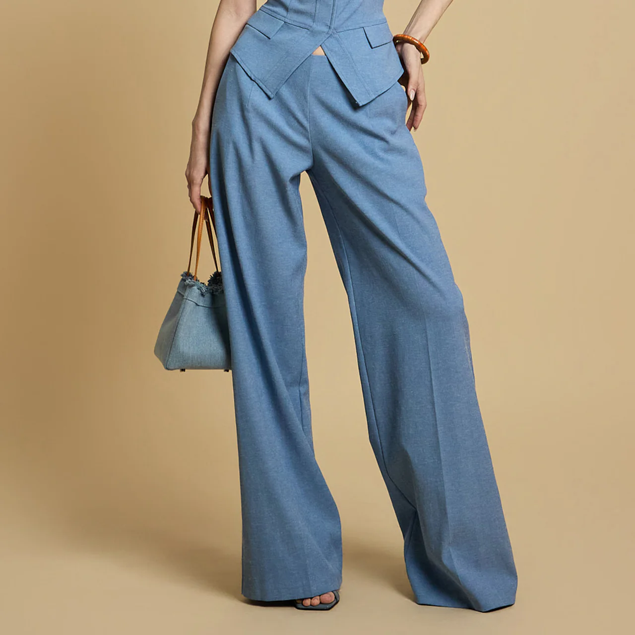 P9167 Low-Rise Pants - Image 2
