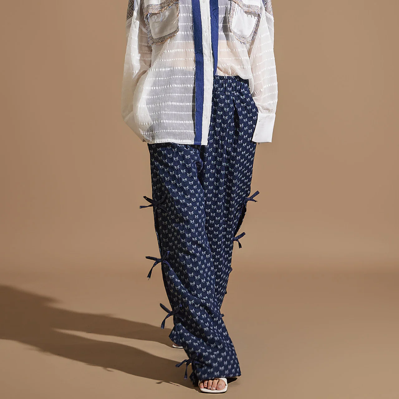 PJ537 Ribbon Jeans - Image 2