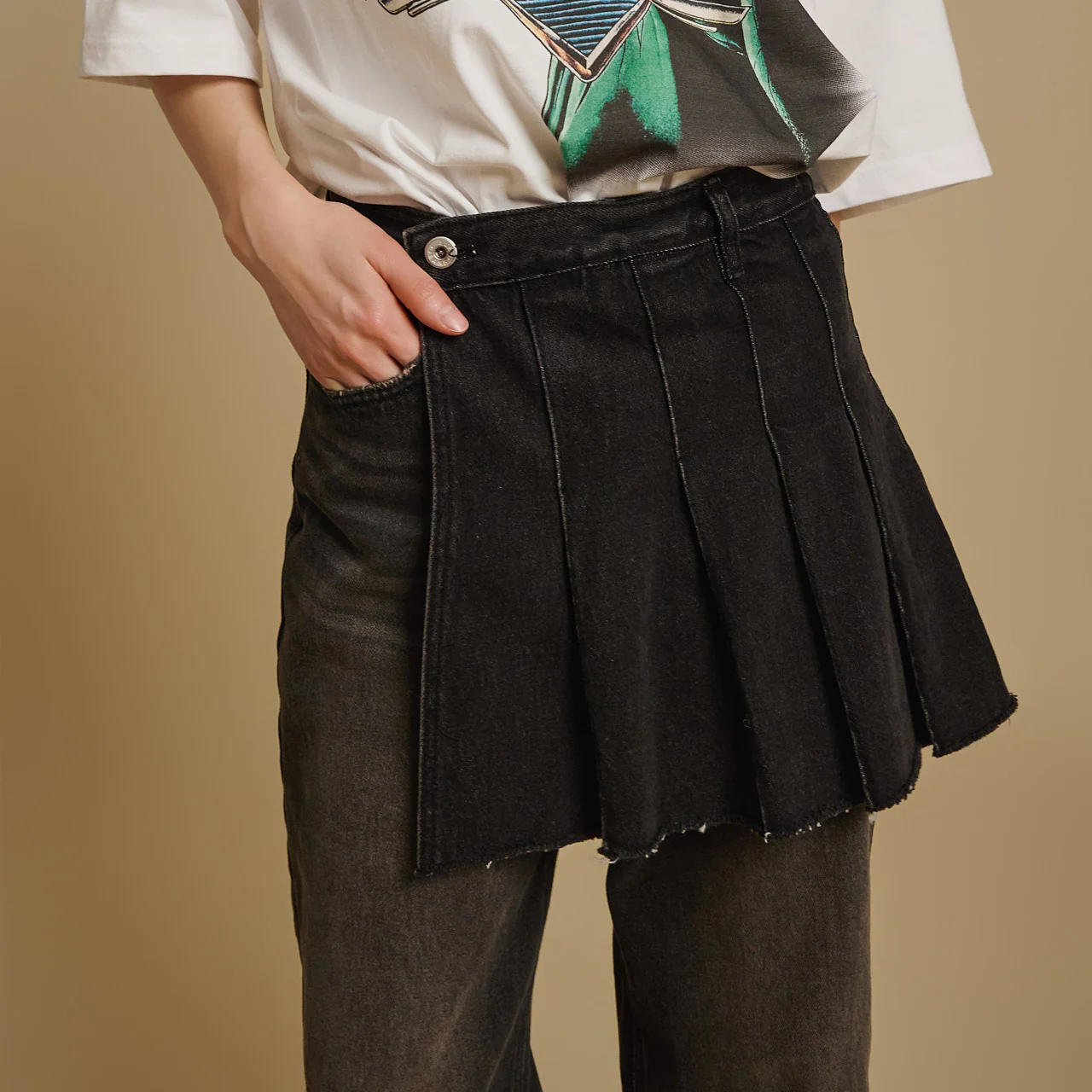 PJ558 Pleated Wrap Jeans - Image 2