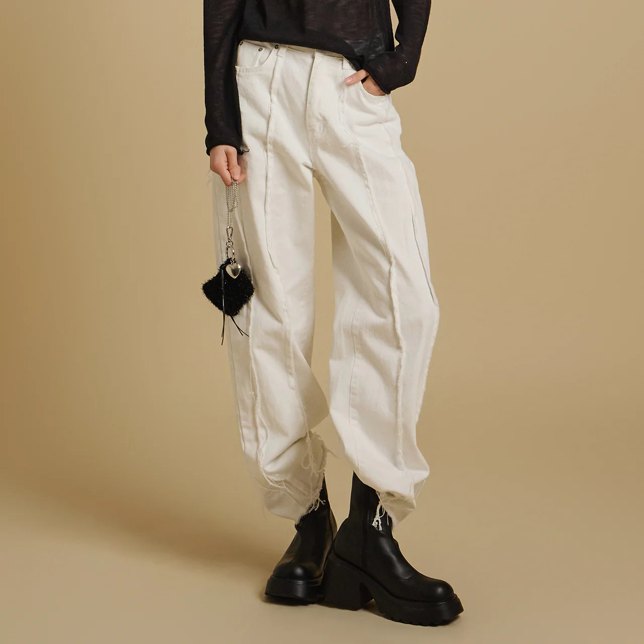 PJ560 Fringe Jeans - Image 2