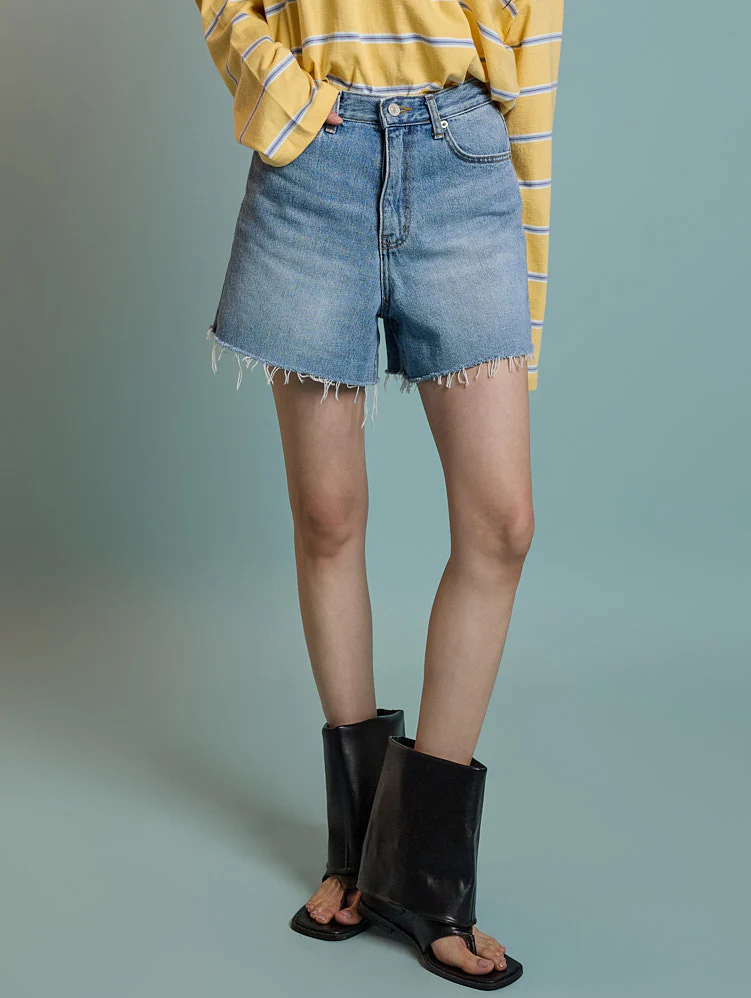 PJ571 Short Jeans