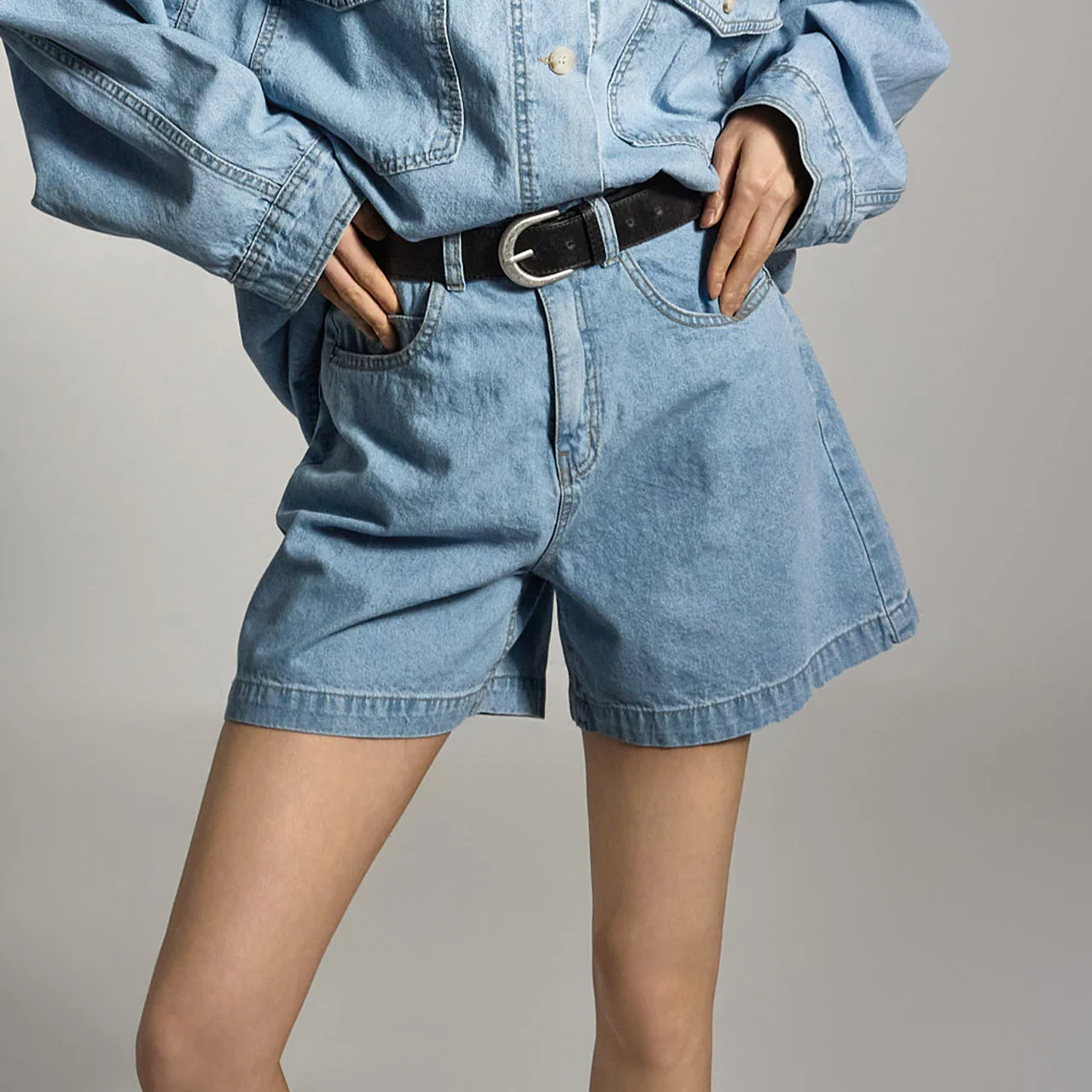 PJ575 Short Jeans - Image 2