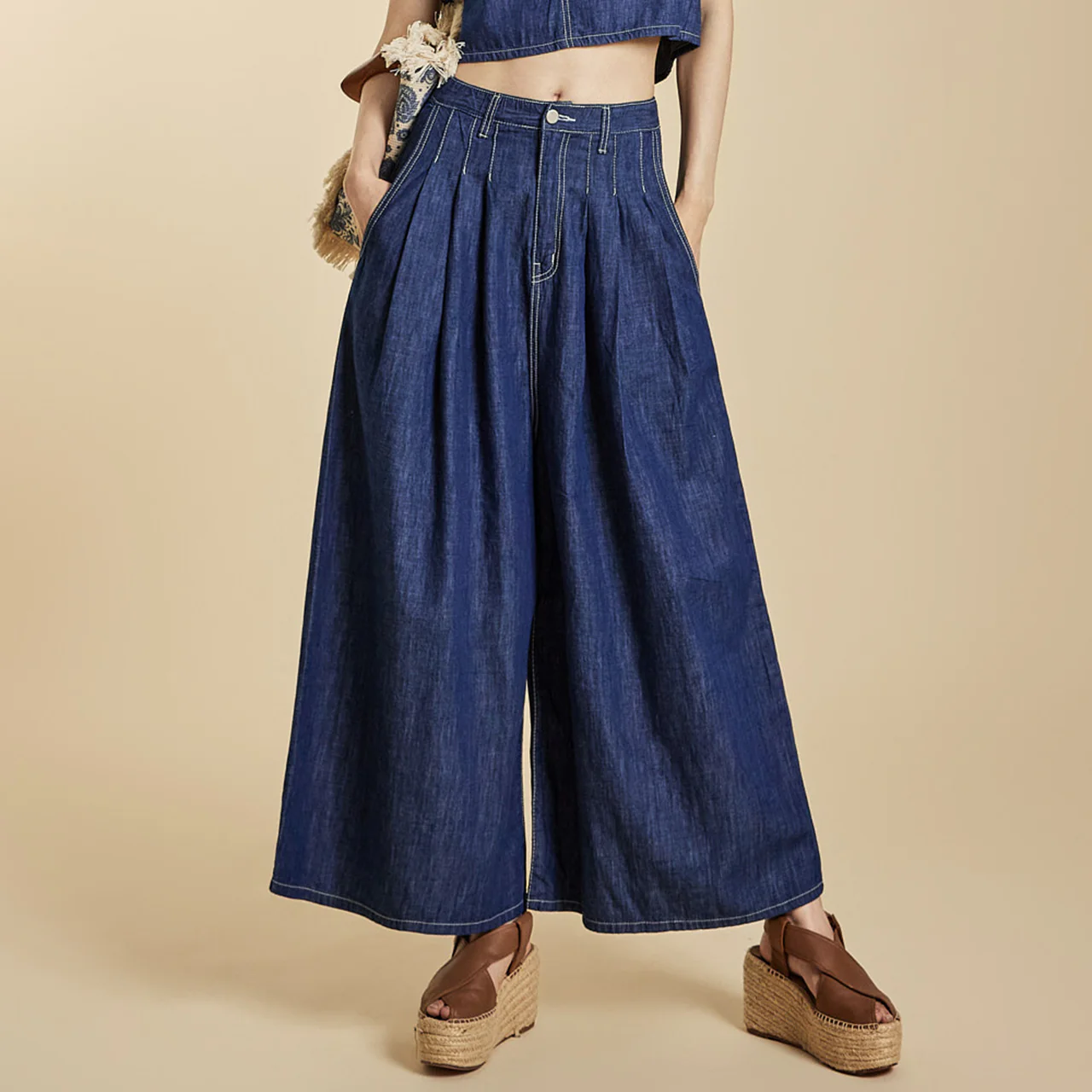 PJ591 Pintuck Wide Jeans - Image 2