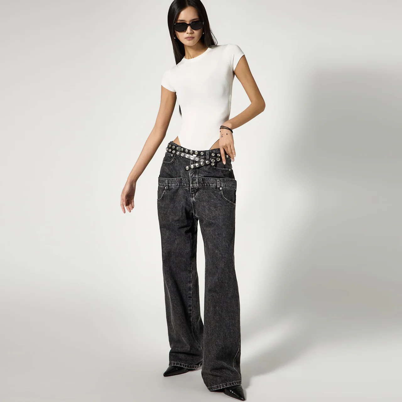 PJ598 Wide Jeans - Image 2
