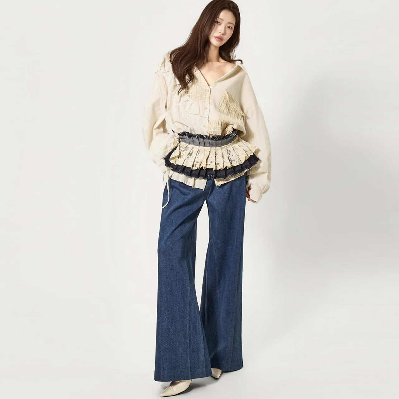 PJ612 Wide Jeans - Image 2
