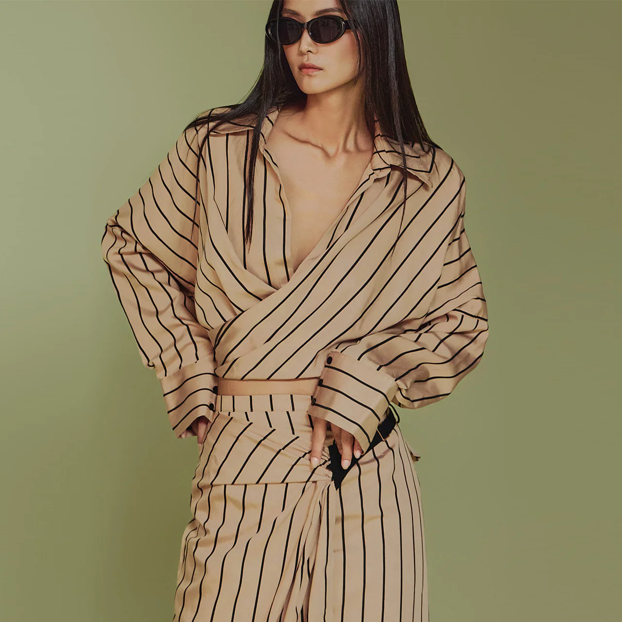 S673 Twist Knot Front Shirt - Image 2
