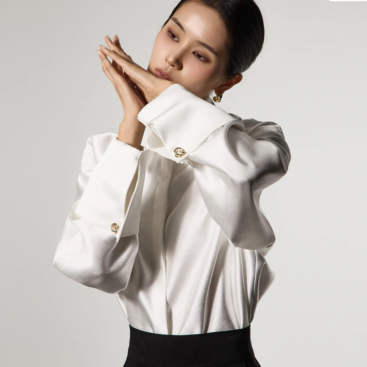 S9038 Wide Cuff Shirts - Image 2