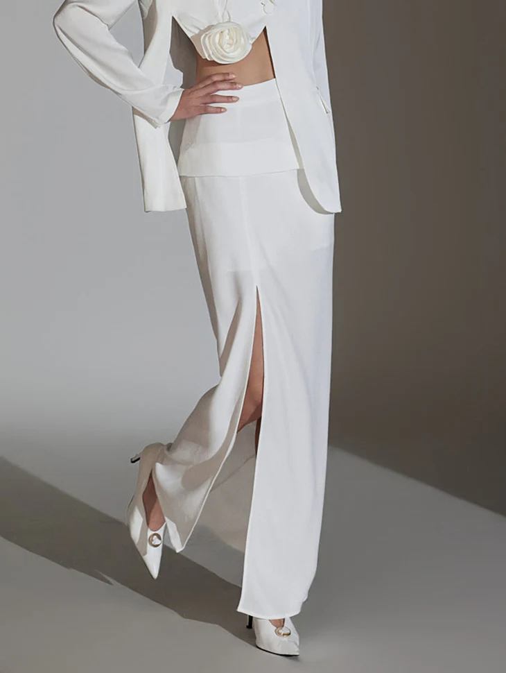 SK2733 Skirt with Deep Slit