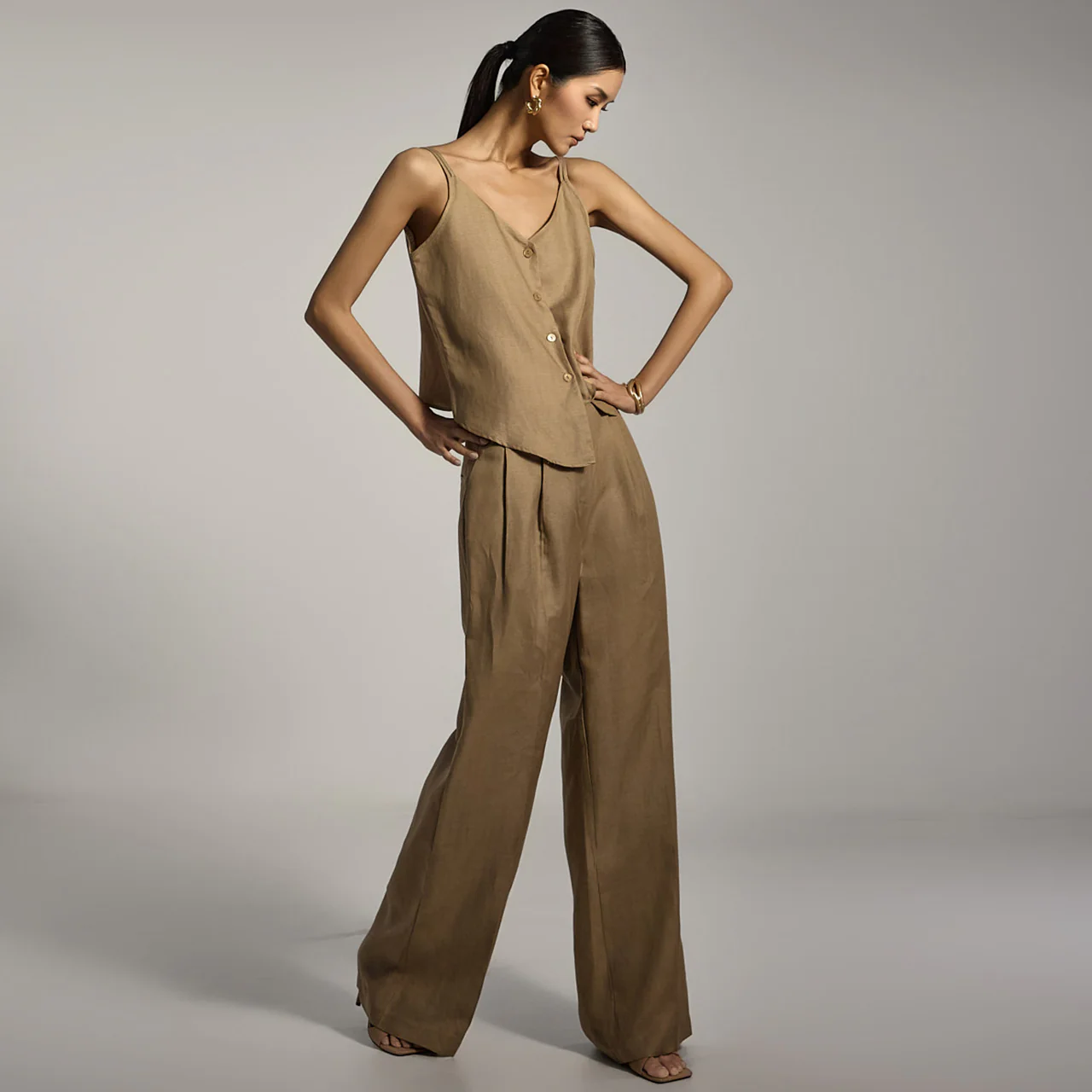 TP1856 Sleeveless Top and Slacks Set - Image 2