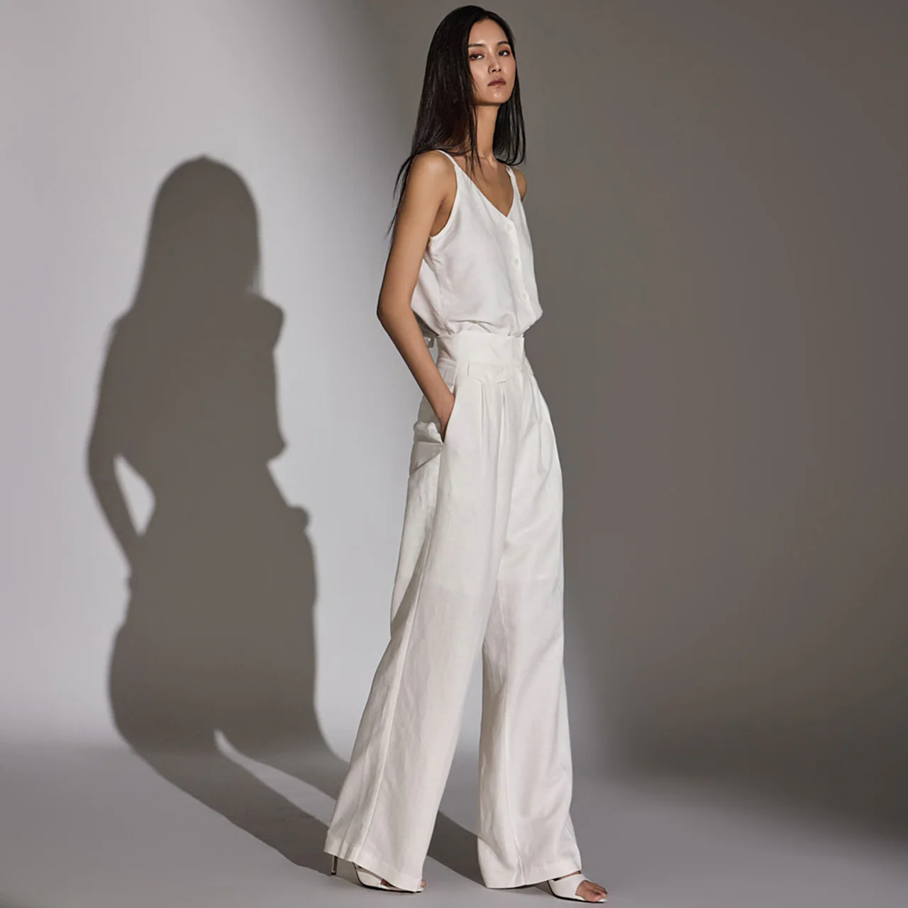 TP1856 Sleeveless Top and Slacks Set - Image 2
