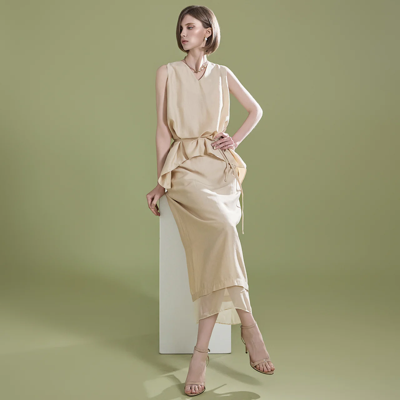 TP1876 Blouse with Strap and  Skirt Sets - Image 2