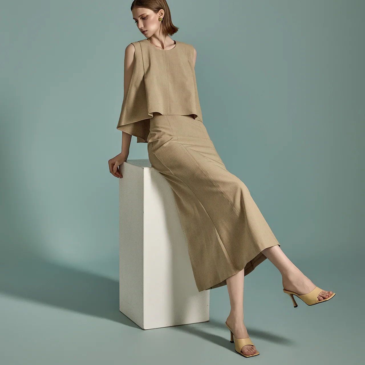 TP1913 Blouse and Skirt Set - Image 2