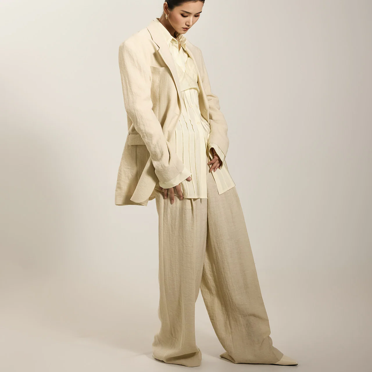 TP2063 Jacket and Slacks Set - Image 2