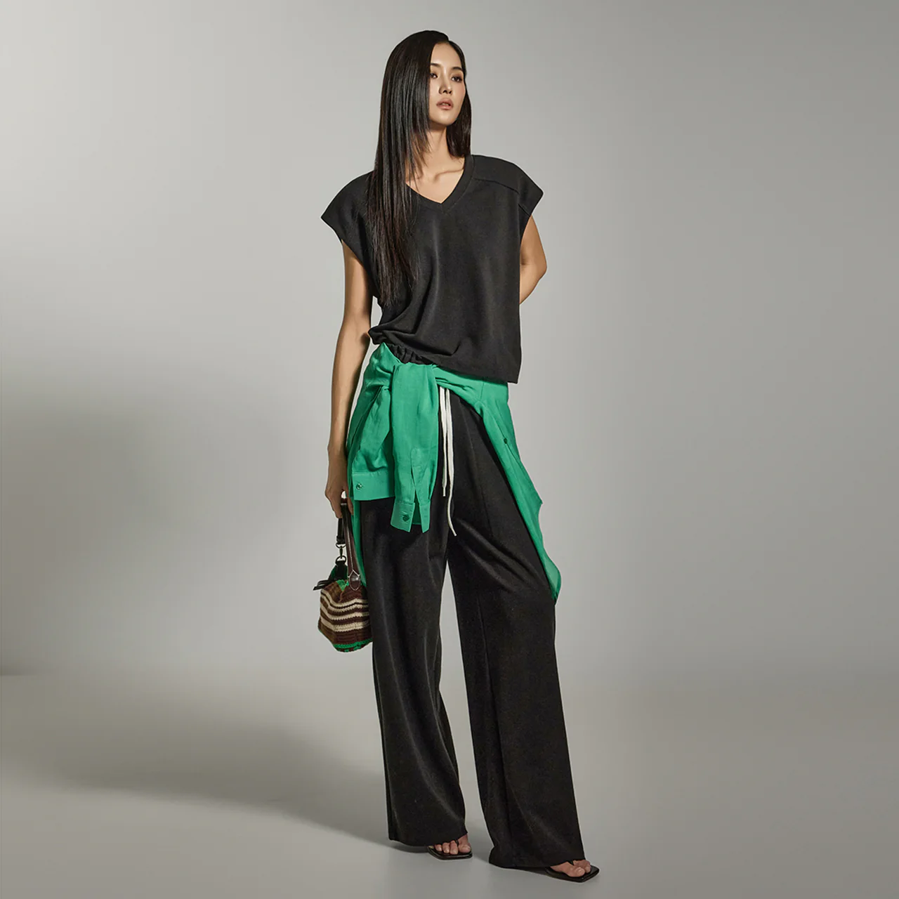 TP2115 Top and Pants Set - Image 2