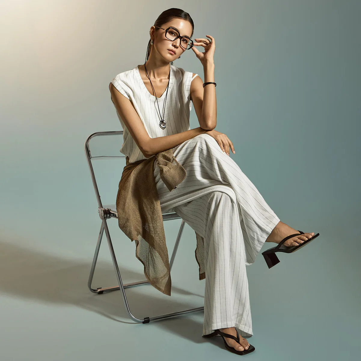 TP2196 Linen Top and Pants Set - Image 2