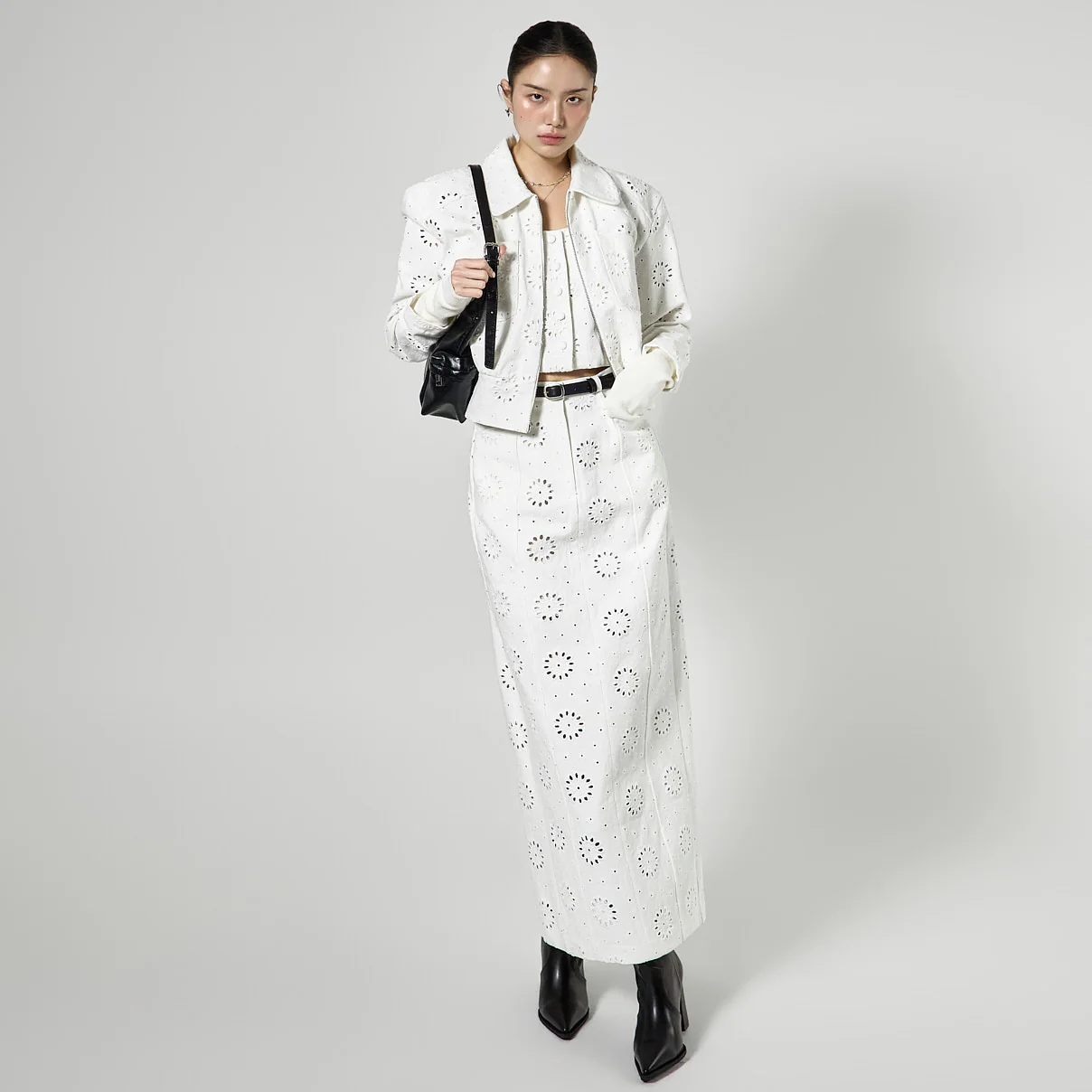 TP2330 Three-Piece Set - Image 2