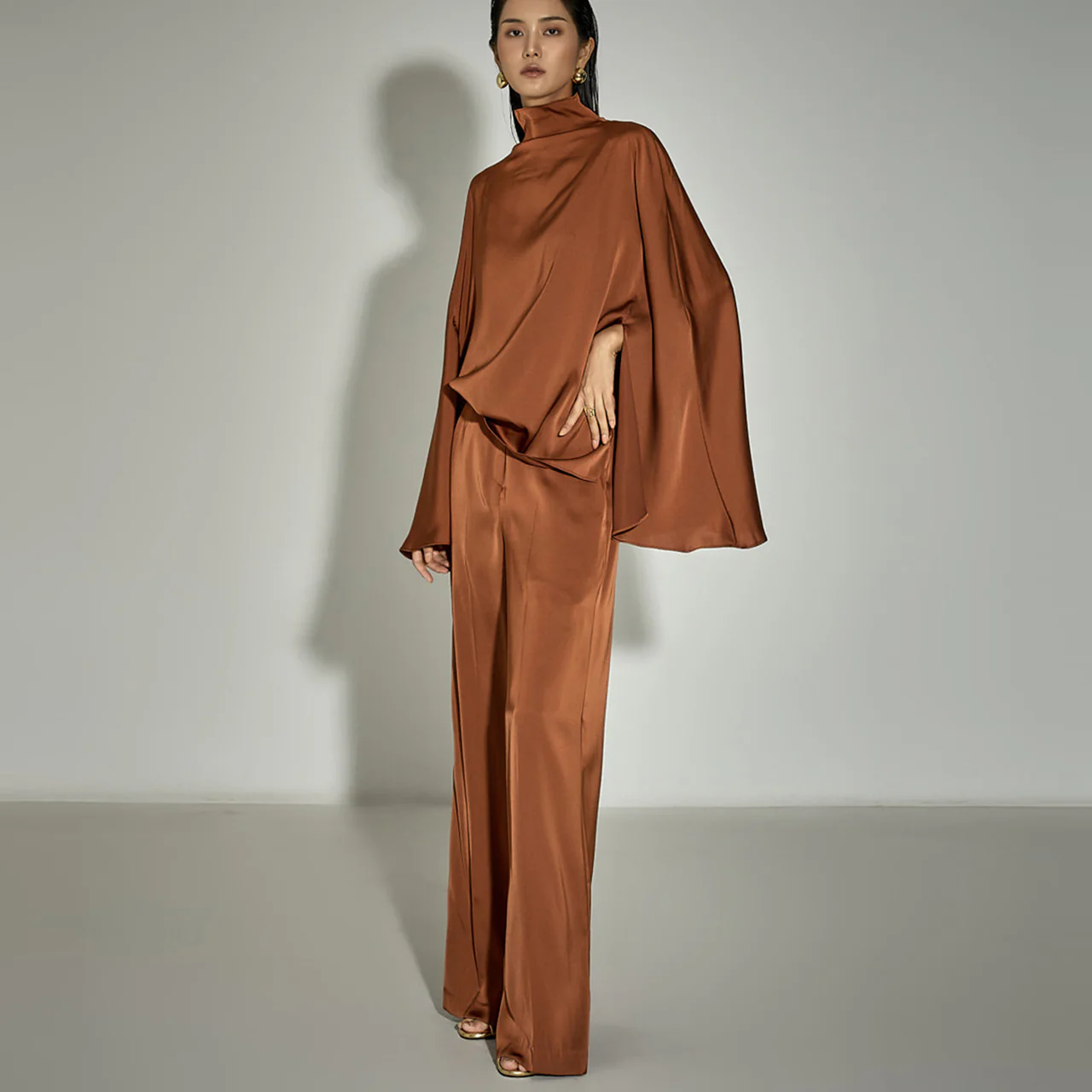 TP9164 Blouse and Slacks Set - Image 2
